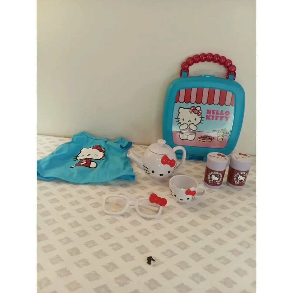 Hello Kitty Lot